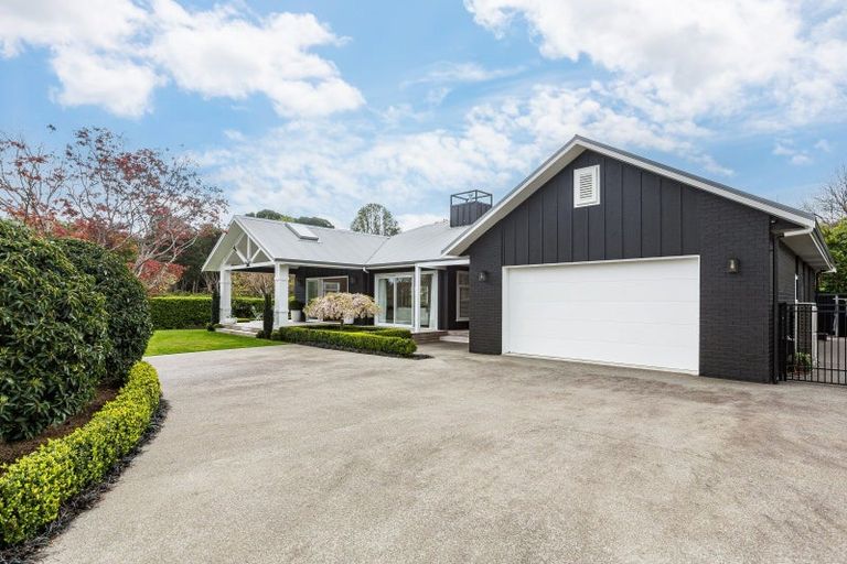 Photo of property in 35a Awanui Drive, Waikanae, 5036