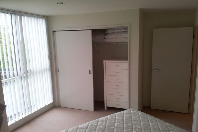 Photo of property in Bella Vista, 1a/84 Gunner Drive, Te Atatu Peninsula, Auckland, 0610