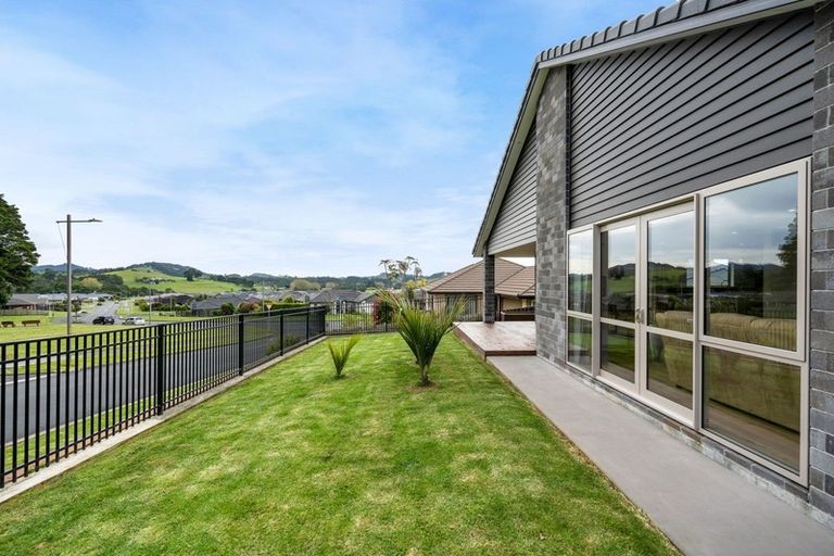 Photo of property in 3 Rotokauri Rise, Te Kamo, Whangarei, 0112