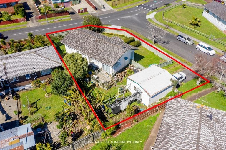 Photo of property in 1 Fairlight Place, Manurewa, Auckland, 2102