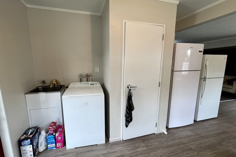 Photo of property in 5 Emmadale Lane, Hamilton East, Hamilton, 3216