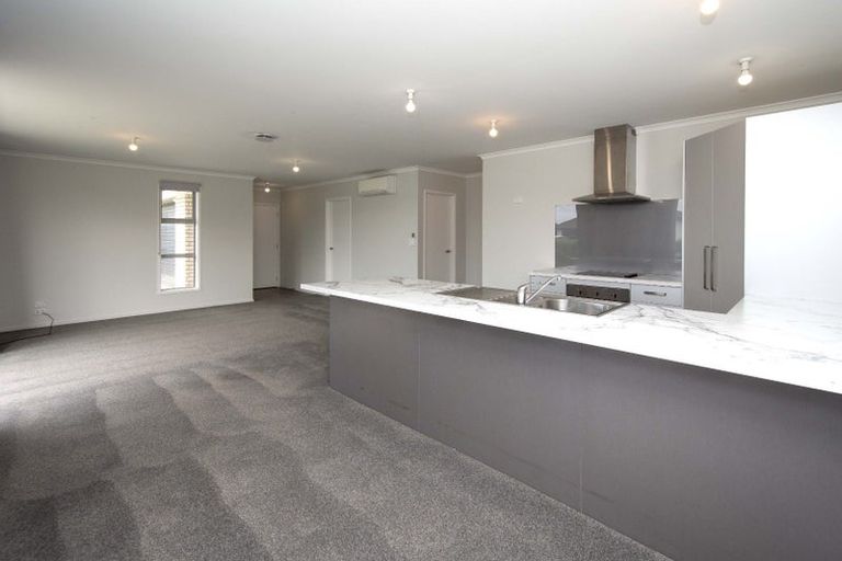 Photo of property in 8 Ragley Way, Rolleston, 7615