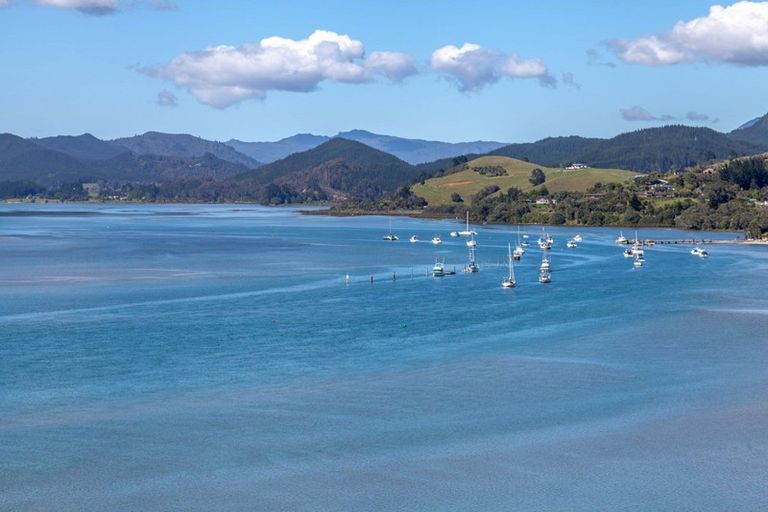Photo of property in 148 Paku Drive, Tairua, 3508