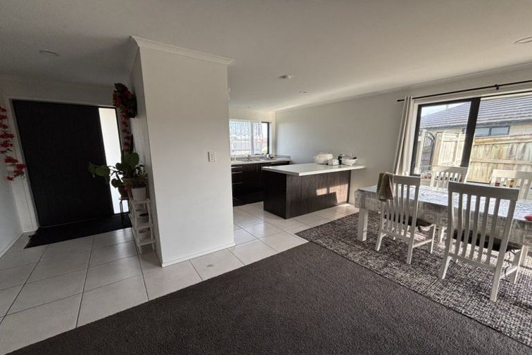 Photo of property in 16 Macdonald Heights, Feilding, 4702