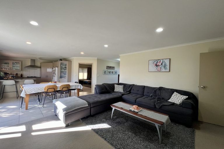 Photo of property in 129 Saint James Drive, Huntington, Hamilton, 3210