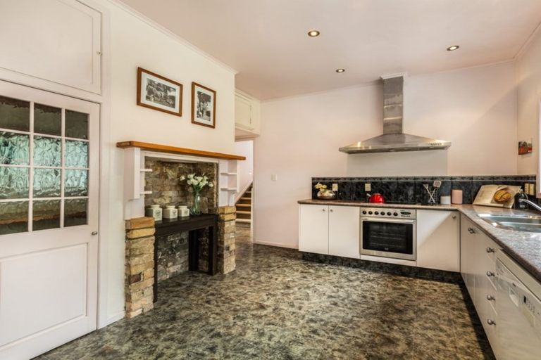 Photo of property in 490 Te Atatu Road, Te Atatu Peninsula, Auckland, 0610