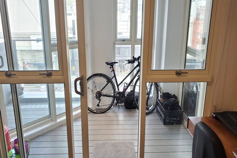 Photo of property in 5u9a Kent Terrace, Mount Victoria, Wellington, 6011