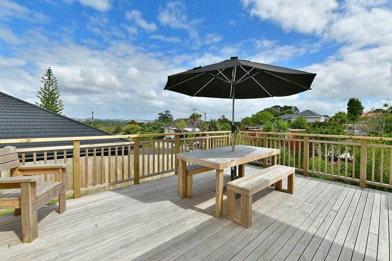 Photo of property in 5 St Julia Court, Helensville, 0800