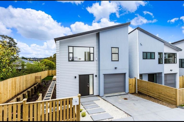 Photo of property in 1b Rimu Rise, Albany, Auckland, 0632