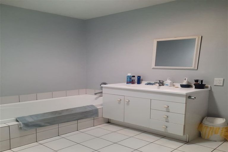 Photo of property in 19 Whiteleigh Avenue, Addington, Christchurch, 8024