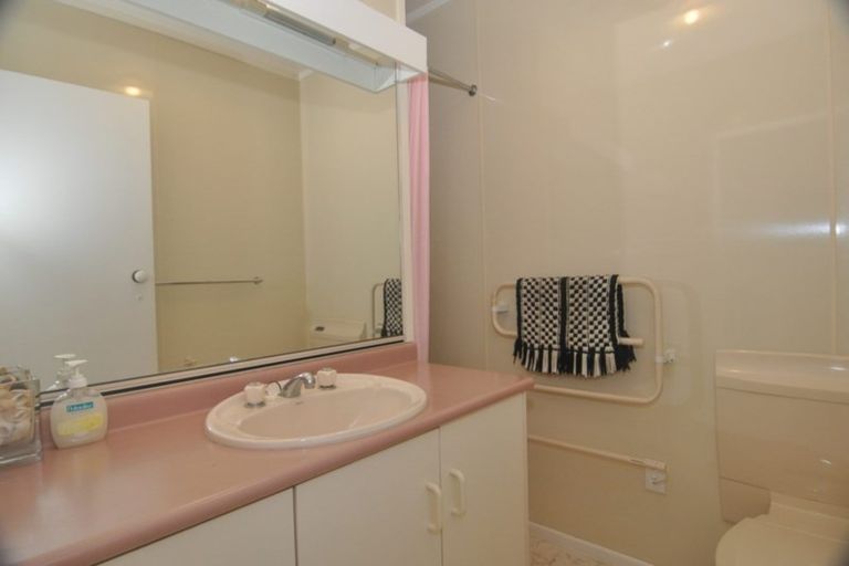 Photo of property in 112a Hinemoa Street, Whangamata, 3620