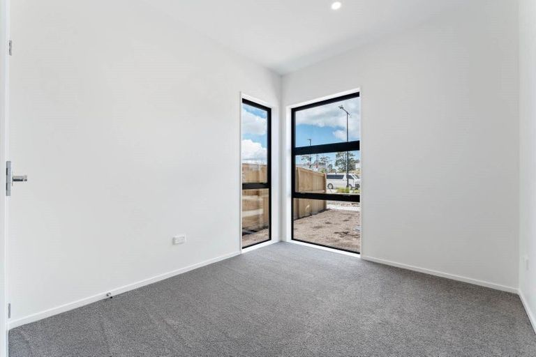 Photo of property in 30c Biokovo Street, Massey, Auckland, 0614