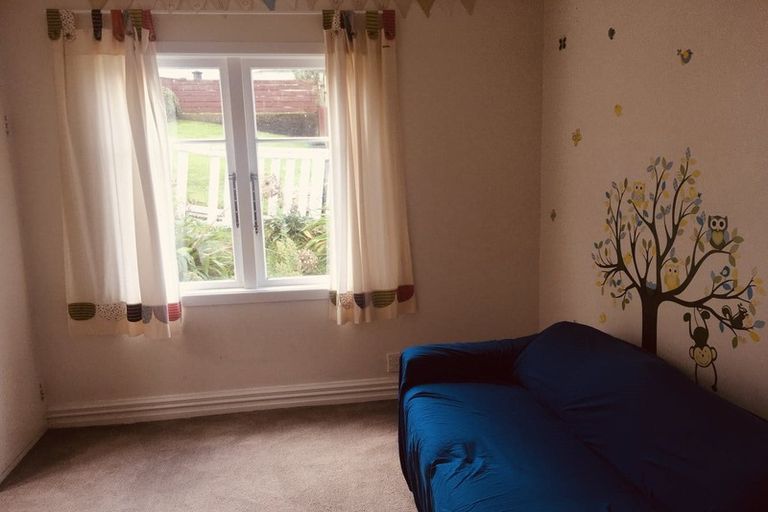 Photo of property in 62 Eden Street, Island Bay, Wellington, 6023