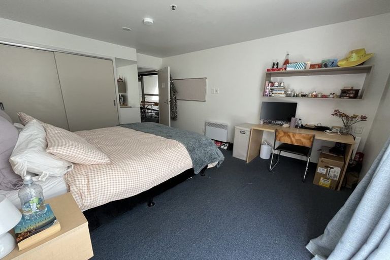 Photo of property in Hanson House, 27u4 Hanson Street, Mount Cook, Wellington, 6021