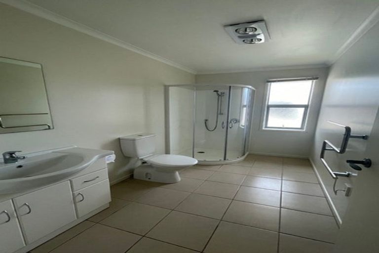 Photo of property in 146 Romilly Street, Westport, 7825