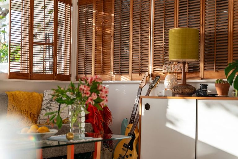 Photo of property in 121 Wellington Road, Paekakariki, 5034