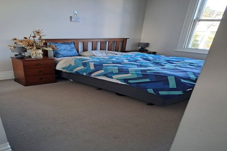 Photo of property in 24a Waripori Street, Berhampore, Wellington, 6023