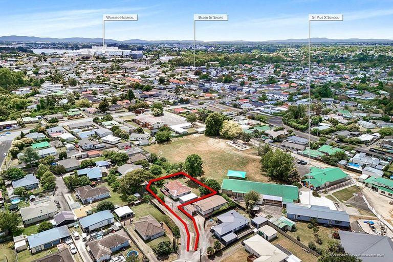 Photo of property in 37 Pollen Crescent, Melville, Hamilton, 3206