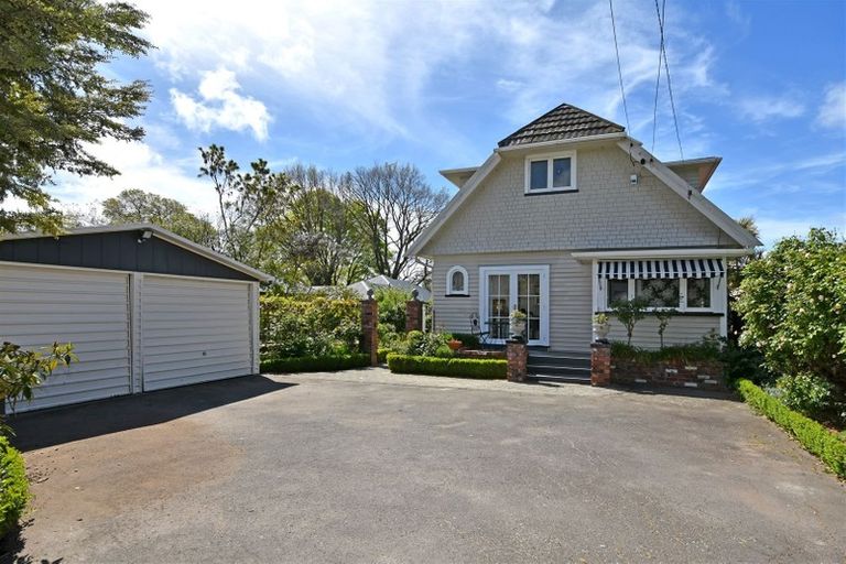 Photo of property in 8 Norwood Street, Beckenham, Christchurch, 8023