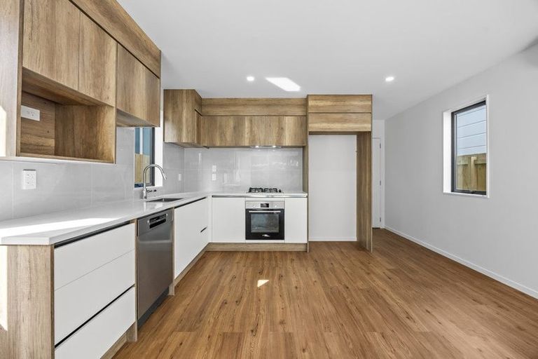 Photo of property in 25 John Gray Street, Papakura, 2110