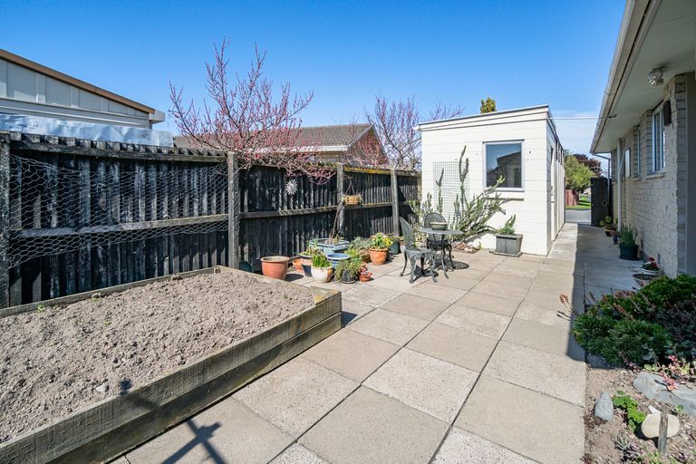 Photo of property in 79 Newnham Street, Rangiora, 7400