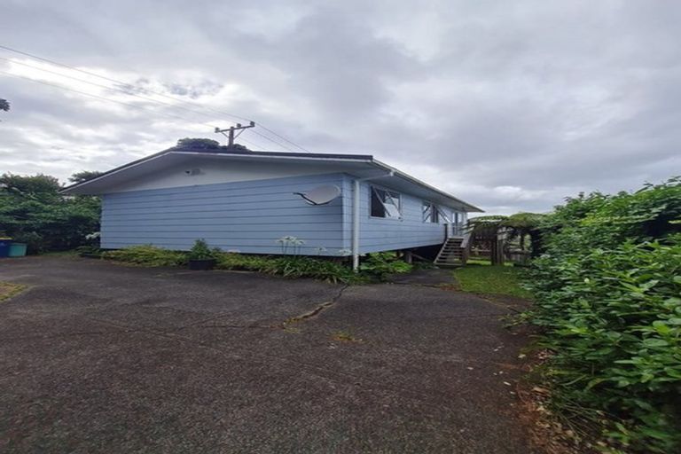 Photo of property in 2/84a Captain Scott Road, Glen Eden, Auckland, 0602