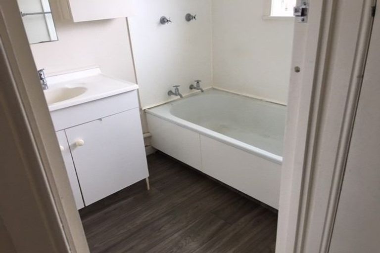 Photo of property in 28 Landscape Road, Papatoetoe, Auckland, 2025