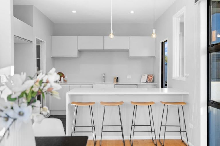 Photo of property in 5 Bargrove Close, Halswell, Christchurch, 8025