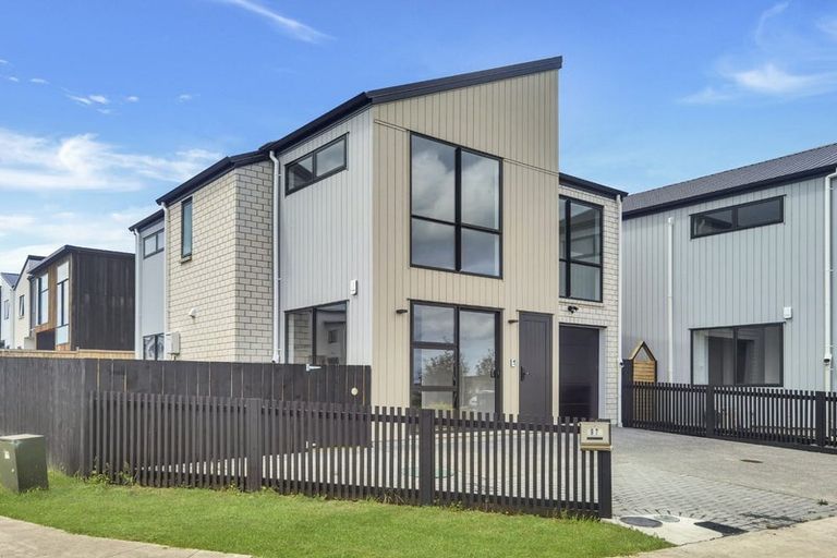 Photo of property in 97 Limestone Drive, Hobsonville, Auckland, 0616