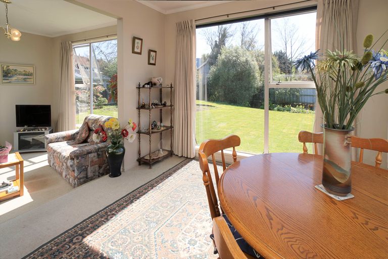 Photo of property in 79 Newnham Street, Rangiora, 7400