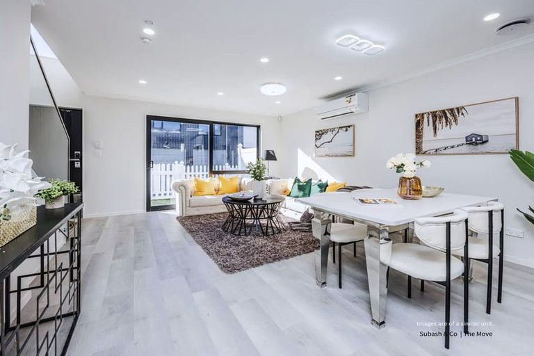 Photo of property in 38d Seymour Road, Sunnyvale, Auckland, 0612