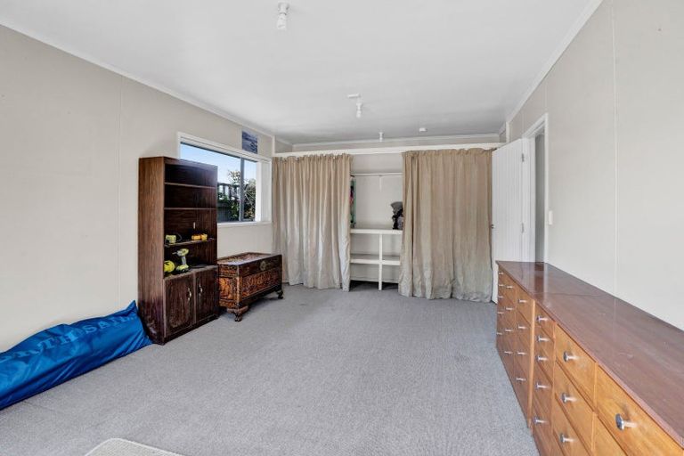 Photo of property in 3 Whenu Way, Bell Block, New Plymouth, 4312