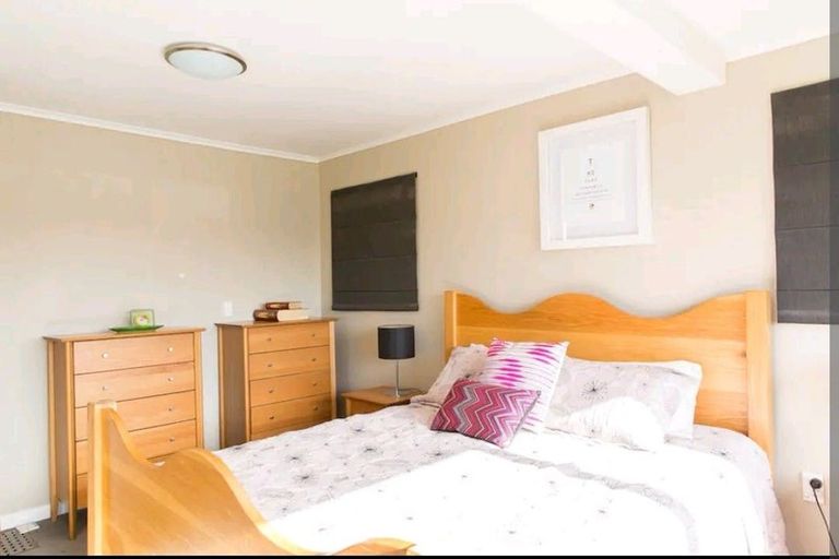 Photo of property in 85a Litten Road, Cockle Bay, Auckland, 2014