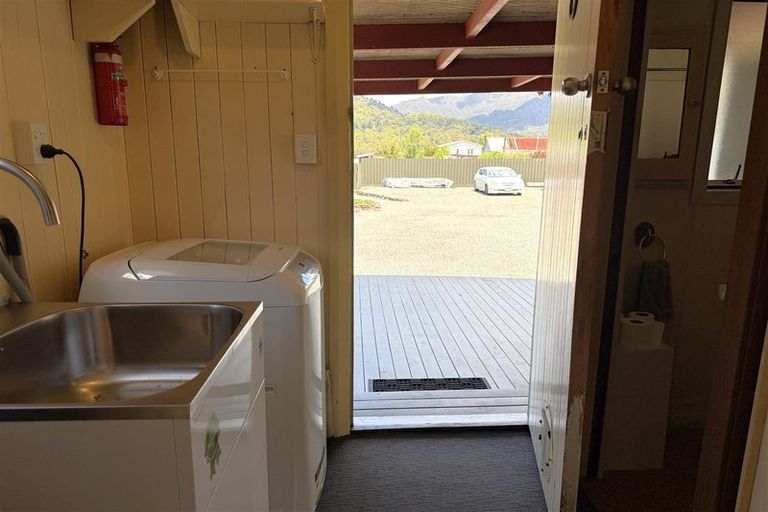 Photo of property in 38 Brodie Street, Blackball, 7804