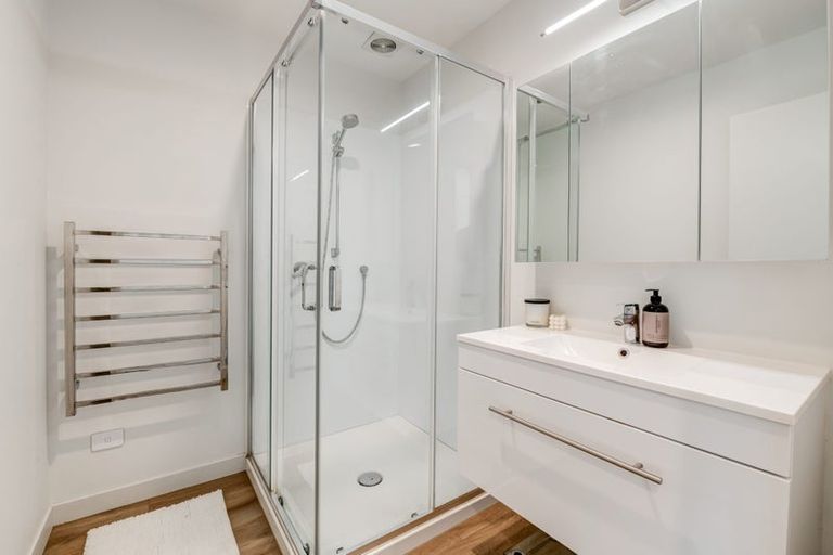 Photo of property in 54 Jane Maree Road, Kumeu, 0810