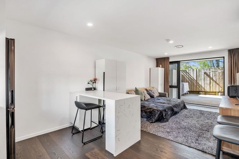 Photo of property in 68 Te Puketoka Lane, Mangere, Auckland, 2022