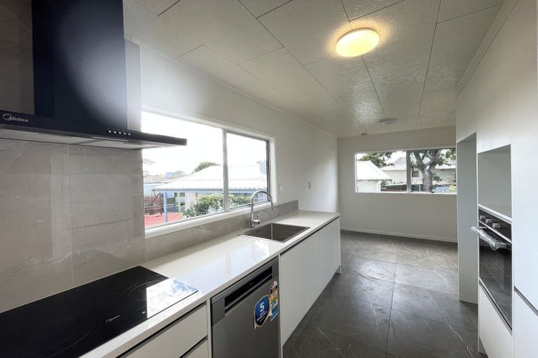 Photo of property in 6 Topaz Place, Wiri, Auckland, 2104