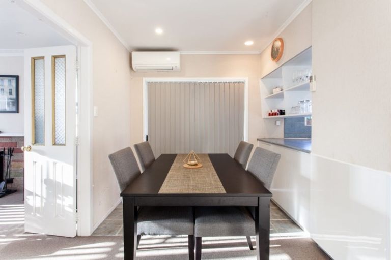 Photo of property in 118 Gloucester Road, Manurewa, Auckland, 2102