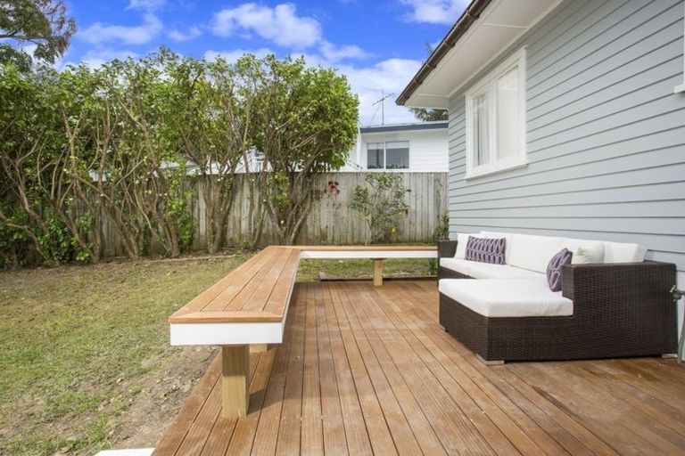 Photo of property in 1/97 Eskdale Road, Birkdale, Auckland, 0626