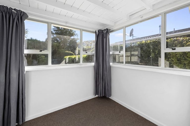 Photo of property in 3 Shortland Street, Lower Vogeltown, New Plymouth, 4310