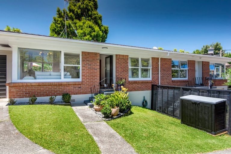 Photo of property in 2/36 Harley Close, Hauraki, Auckland, 0622