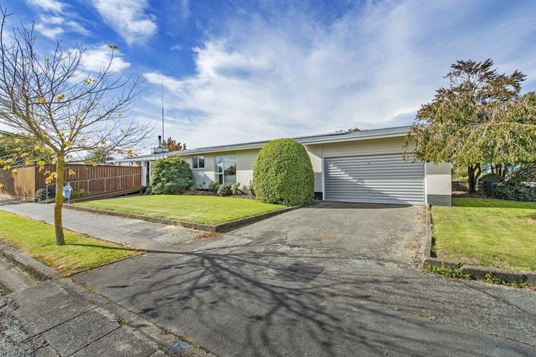 Photo of property in 6 Palmer Street, Rangiora, 7400