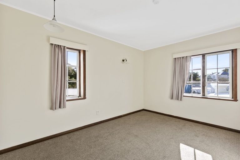 Photo of property in 131 Campbell Street, Karori, Wellington, 6012