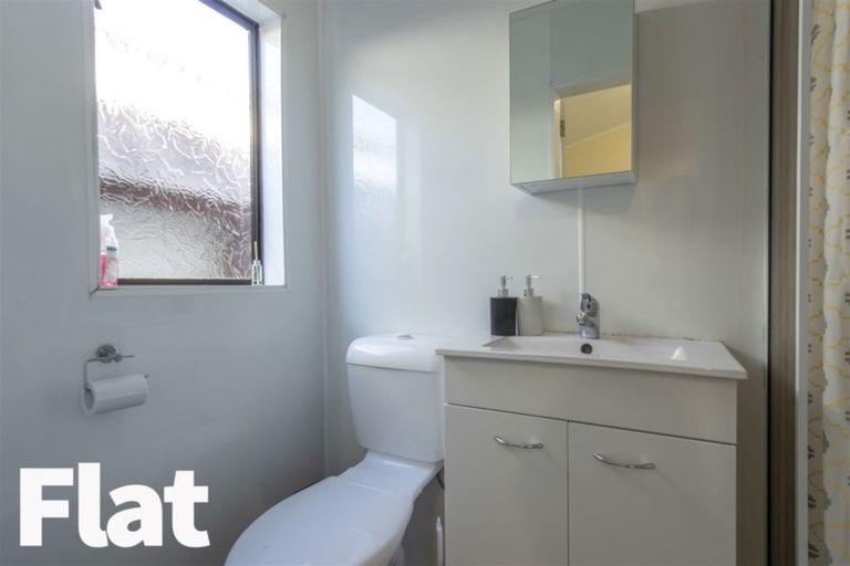 Photo of property in 68 Broderick Road, Johnsonville, Wellington, 6037