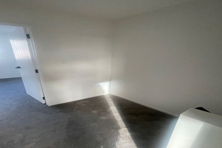 Photo of property in 4/18 Dellwood Avenue, Henderson, Auckland, 0612