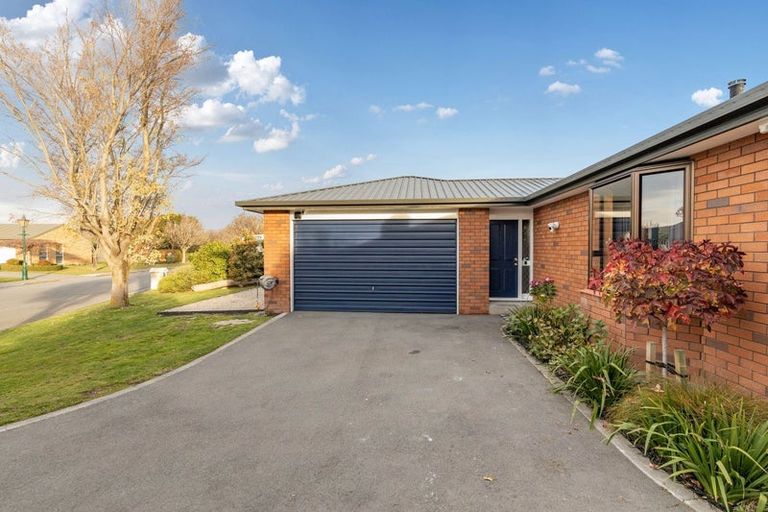 Photo of property in 3 Windsor Court, Rangiora, 7400