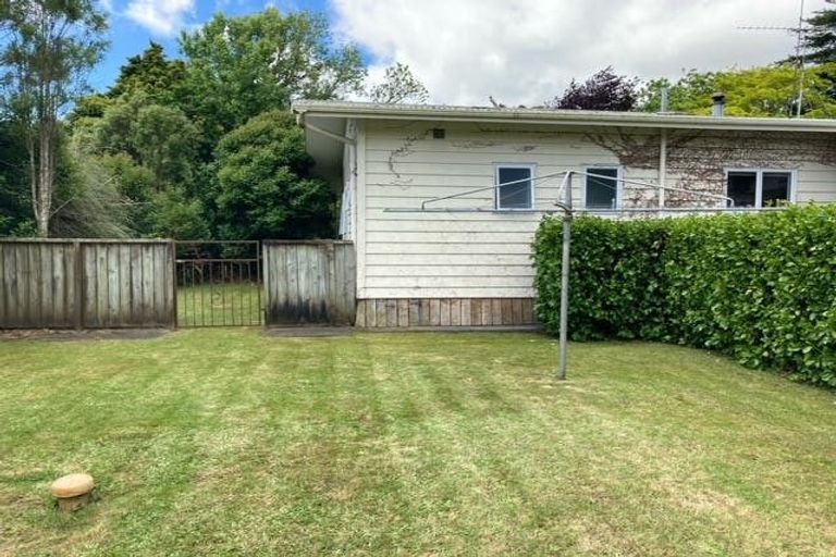 Photo of property in 73 Brookby Road, Brookby, Manurewa, 2576