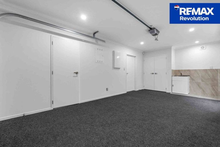 Photo of property in 21a Blanes Road, Weymouth, Auckland, 2103