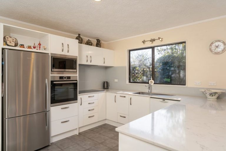 Photo of property in 40 Erris Street, Johnsonville, Wellington, 6037