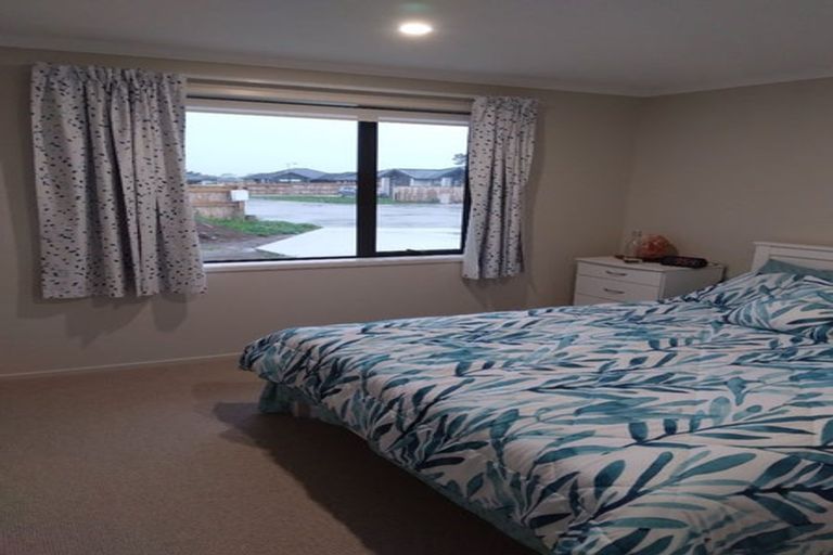 Photo of property in 20 Piharau Crescent, Hurdon, New Plymouth, 4310